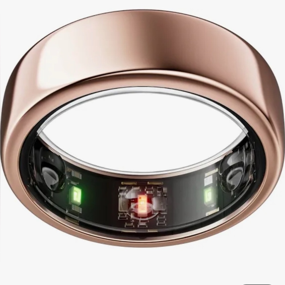 Elegant Gold Smart Oura Ring Gen 3 with Premium Design - Rose Gold Size 7 - Used